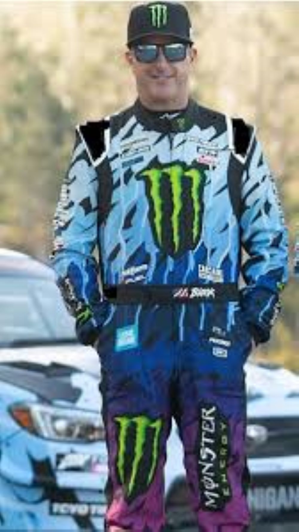 Professional karting suit designed for comfort and protection during kart races.