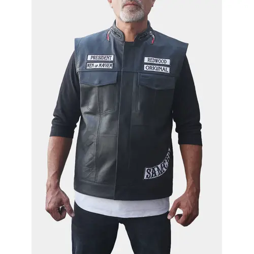 Men’s Matte Black Leather Biker Vest Digital Printed Patches Stand Collar Motorcycle Vest Button Closure Men’s Matte Black Leather Biker Vest Digital Printed Patches Stand Collar Motorcycle Vest Button Closure
